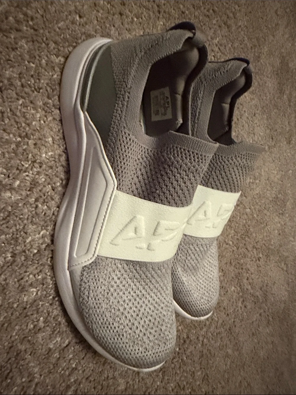 APL Slip-On Sneakers in Light Gray and White Size 8.5